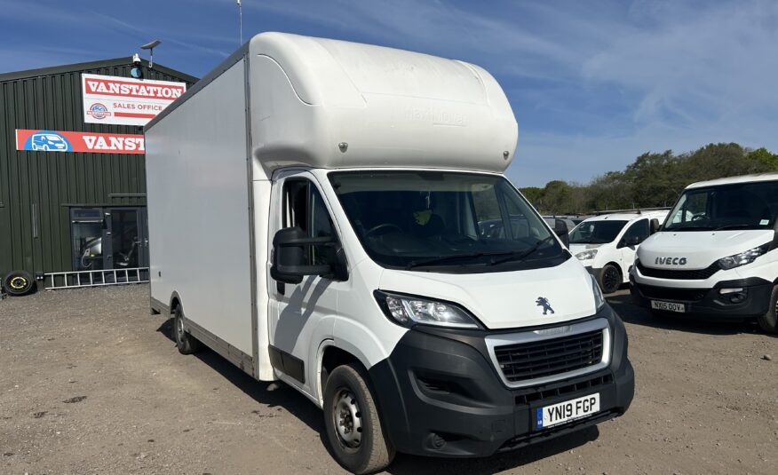 2019 Peugeot Boxer Boxer 335 Blue HDi