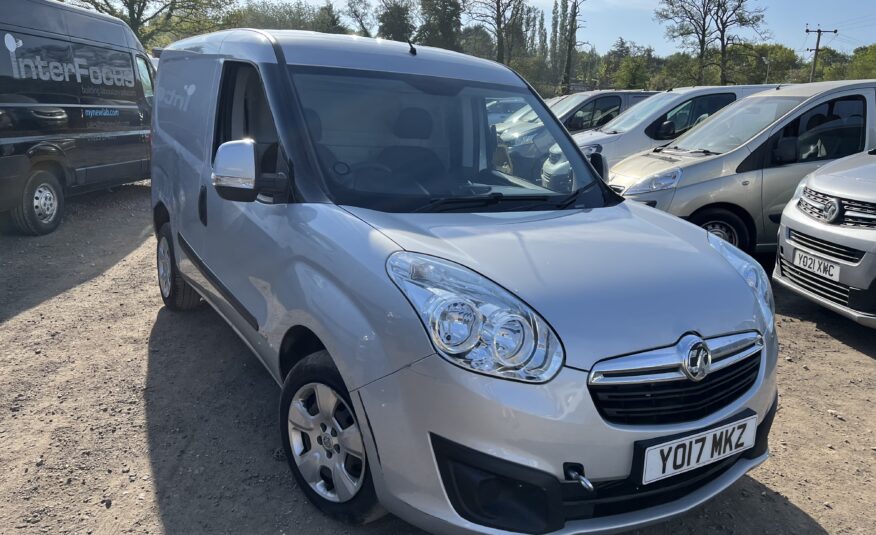 2017 Vauxhall Combo Combo 2000 Sportive CDTi