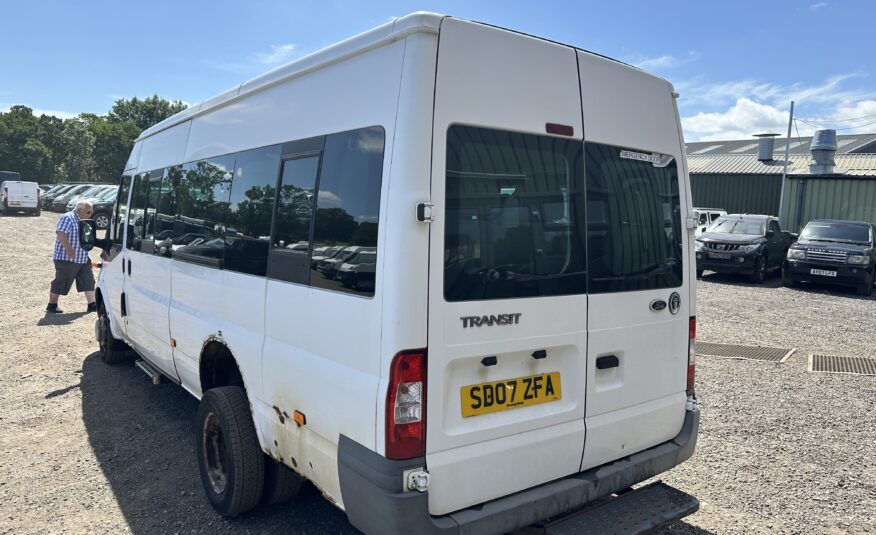 2007 Ford Transit Transit 100 17-Seat RWD