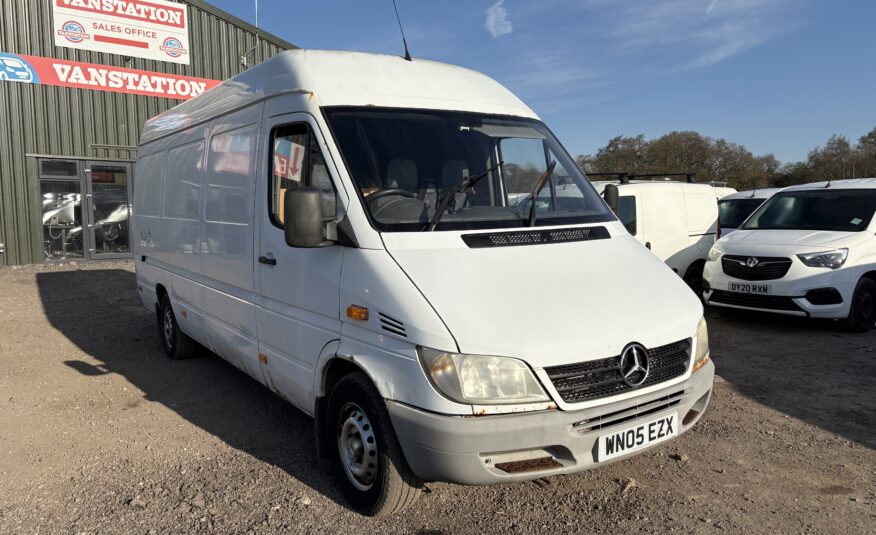 2005 Mercedes-Benz Sprinter Sprinter 311 CDI MWB