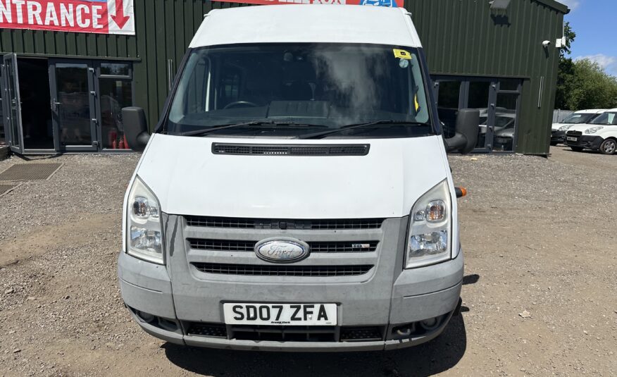 2007 Ford Transit Transit 100 17-Seat RWD