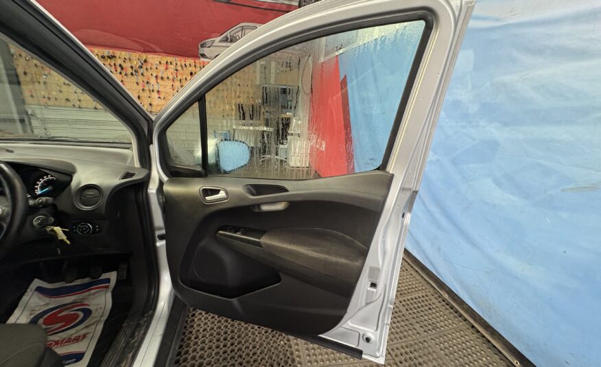 2019 Ford Transit Courier LIMITED