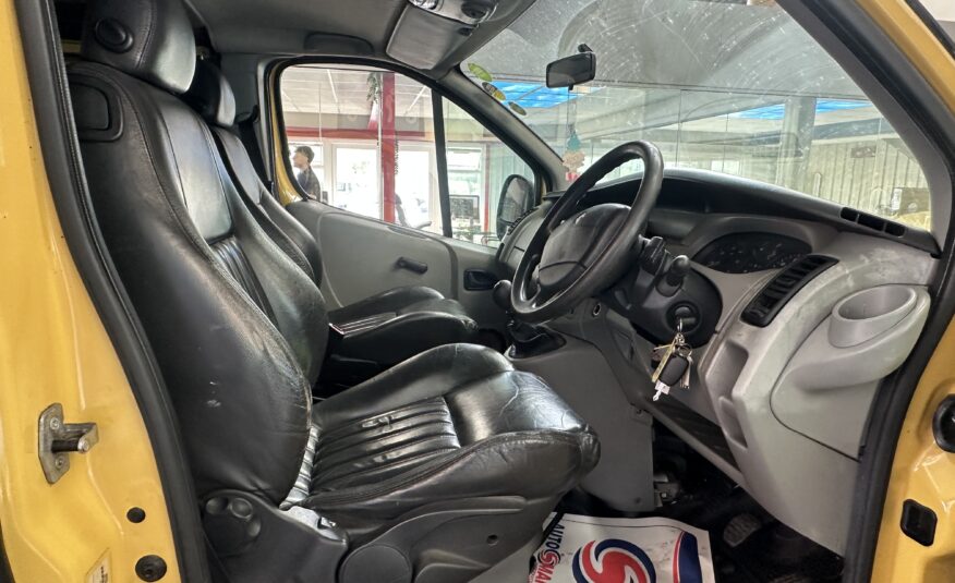 2004 Renault Trafic Trafic SL27 dCi 100 SWB