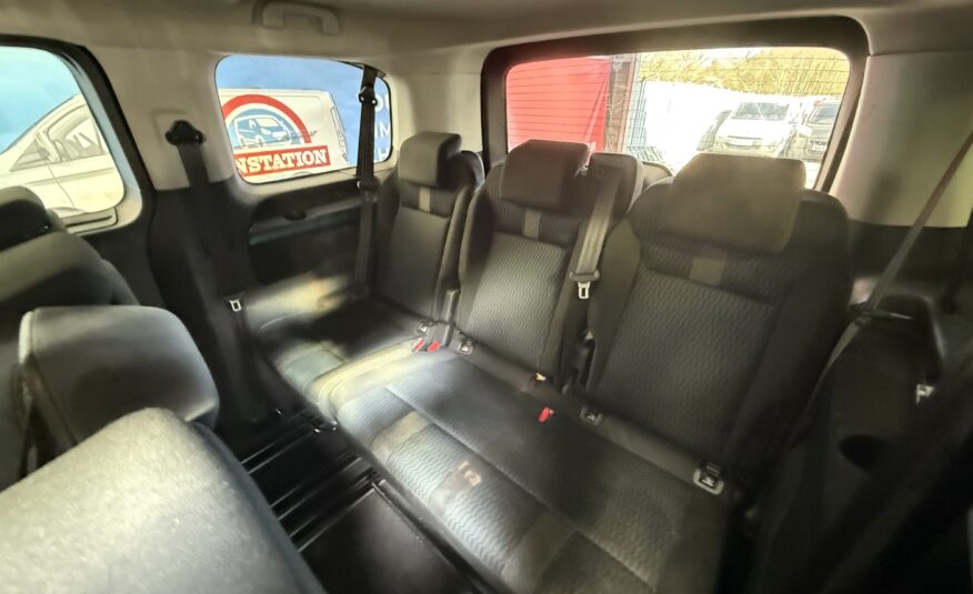 2019 Peugeot Traveller Traveller Active Standard Blue HDi