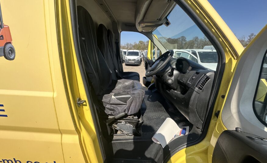 2017 Peugeot Boxer Boxer 333 L1H1 Blue HDi