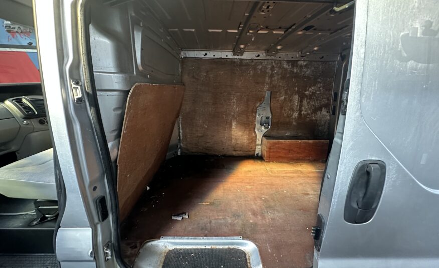 2007 Renault Trafic Trafic SL27+ dCi 115