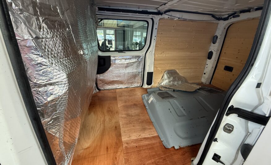 2015 Peugeot Expert Expert 1200 L2H1 HDi