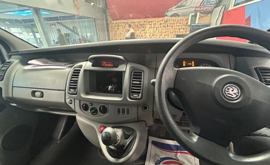 2009 VAUXHALL VIVARO 2900 D/C LWB