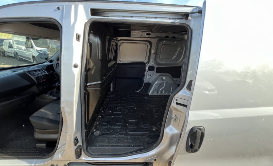 2017 Vauxhall Combo Combo 2000 Sportive CDTi