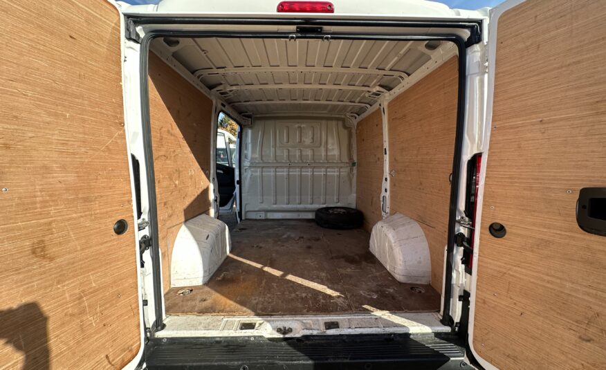 2021 Peugeot Boxer Boxer 330 Professional L1H1 Blue HDi