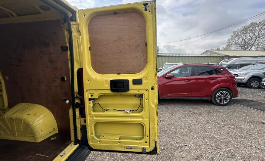 2017 Peugeot Boxer Boxer 333 L1H1 Blue HDi
