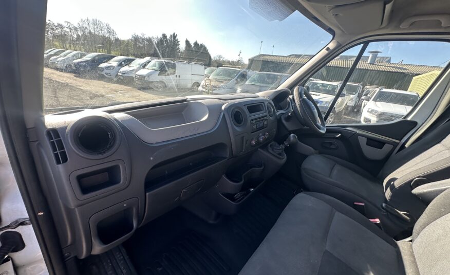 2015 Nissan NV400 NV400 SE dCi