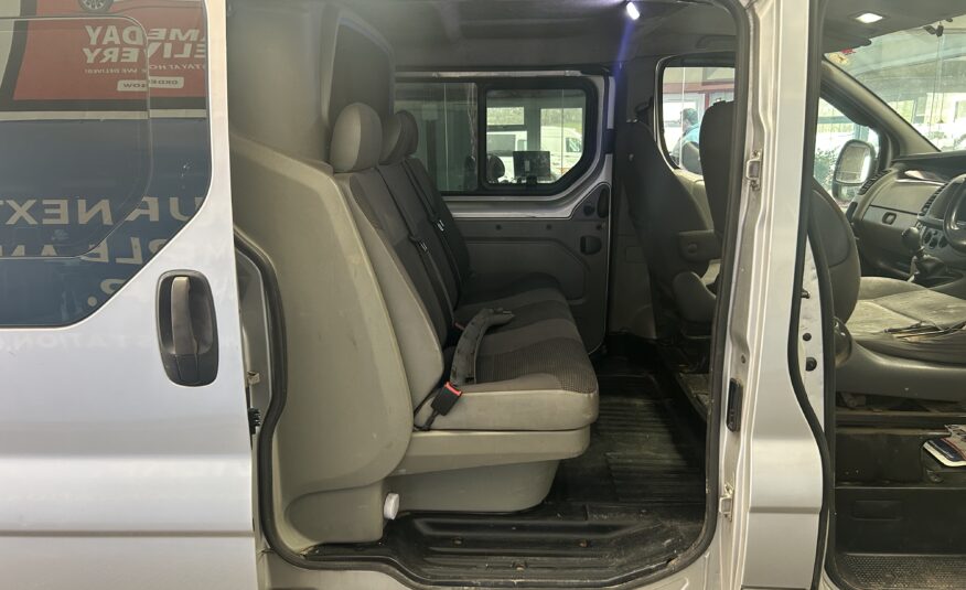 2009 VAUXHALL VIVARO 2900 D/C LWB