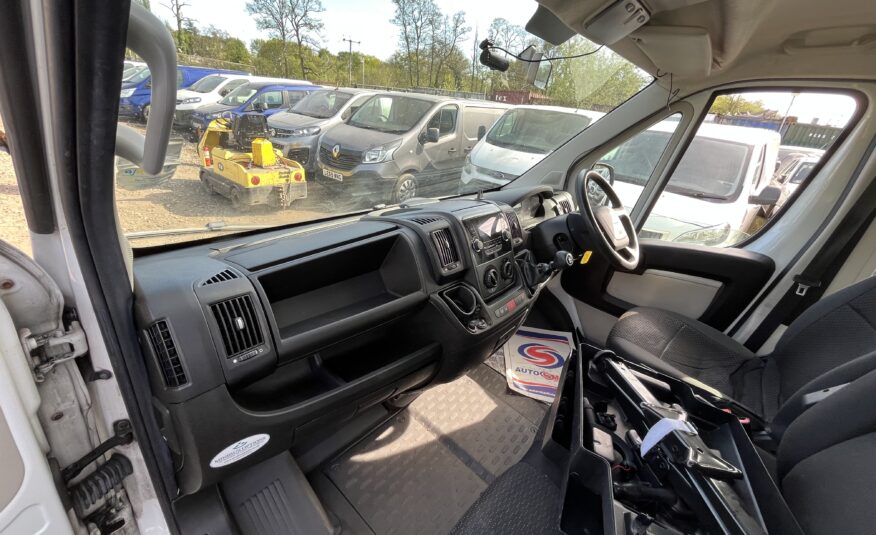 2016 Peugeot Boxer Boxer 335 L3H2 HDI