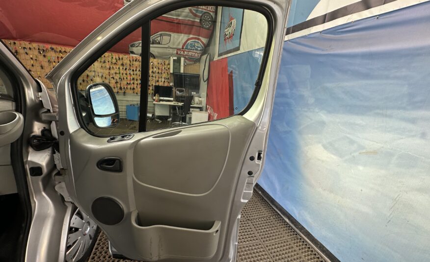 2007 Renault Trafic Trafic SL27+ dCi 115