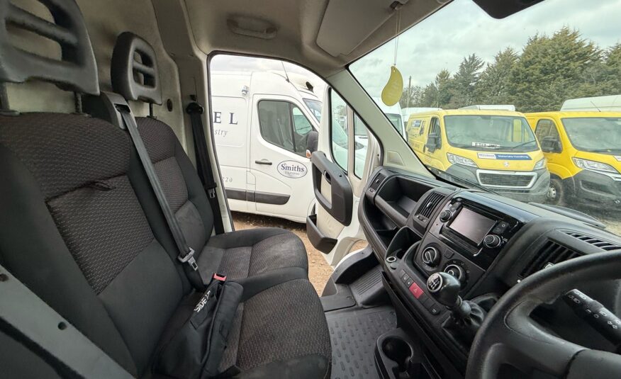2016 Peugeot Boxer Boxer 335 Professional L3H2 Blue HDi