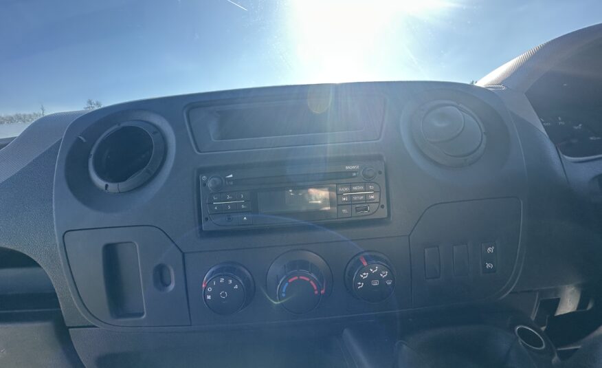 2015 Nissan NV400 NV400 SE dCi