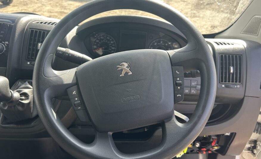 2019 Peugeot Boxer Boxer 335 Blue HDi