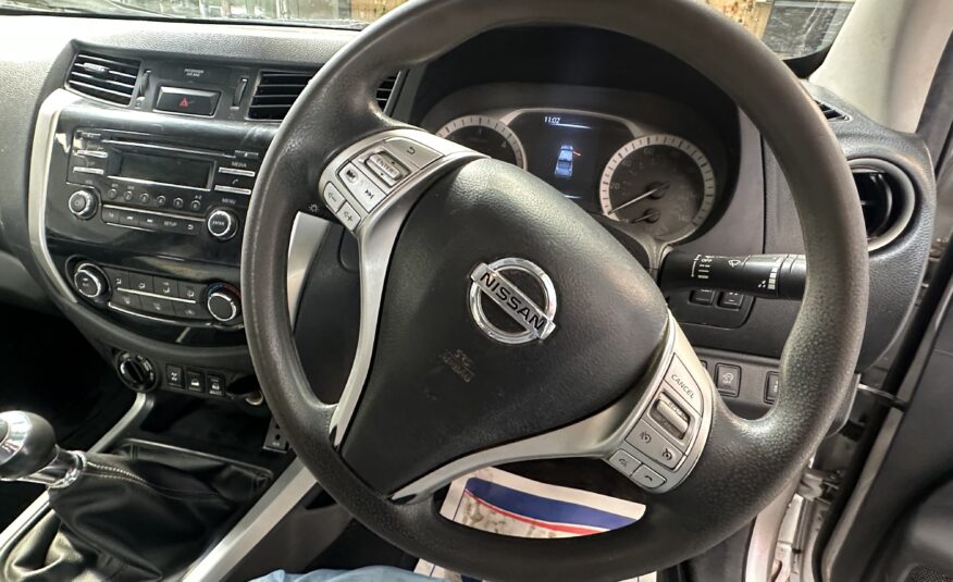 2017 Nissan Navara Navara Acenta dCi