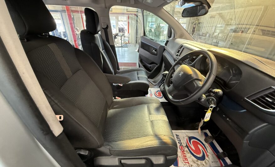 2019 Peugeot Traveller Traveller Active Standard Blue HDi