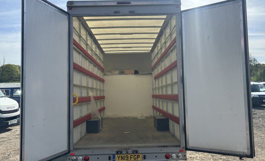 2019 Peugeot Boxer Boxer 335 Blue HDi