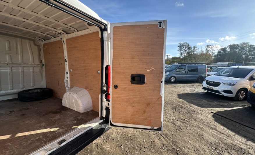 2021 Peugeot Boxer Boxer 330 Professional L1H1 Blue HDi
