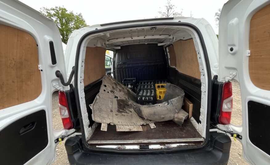 2021 Vauxhall Combo Combo 2300 Edition TD