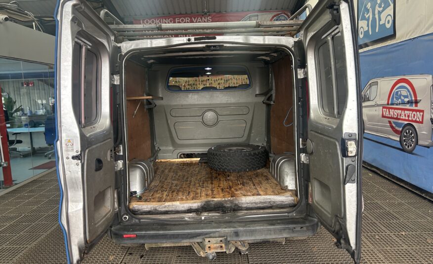 2009 VAUXHALL VIVARO 2900 D/C LWB