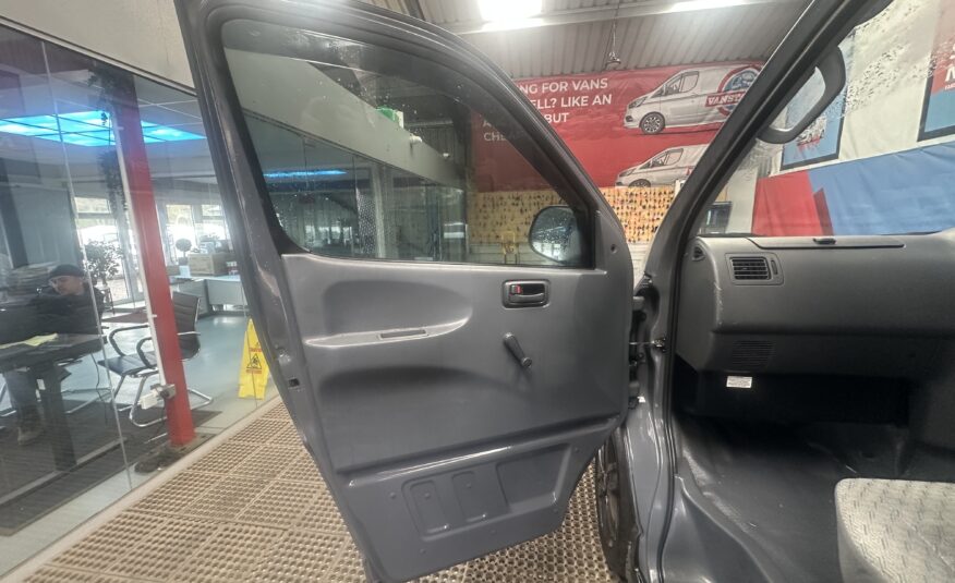 2002 Toyota HIAce HiAce 280 GS