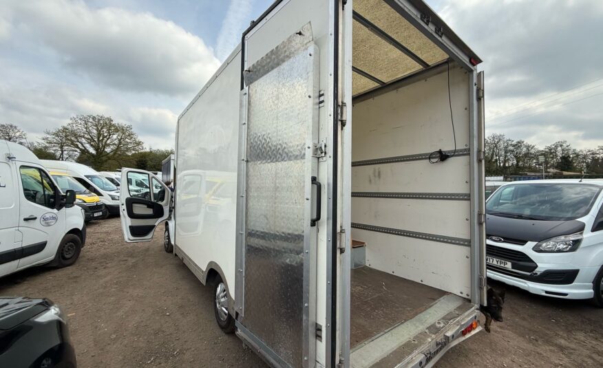 2016 Peugeot Boxer Boxer 335 Professional L3H2 Blue HDi