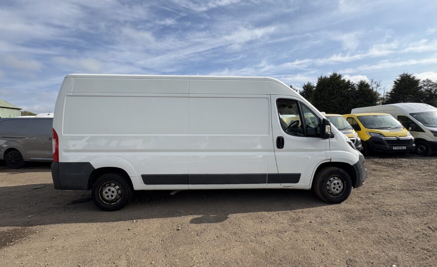 2017 Peugeot Boxer Boxer 335 Professional L3H2 Blue HDi