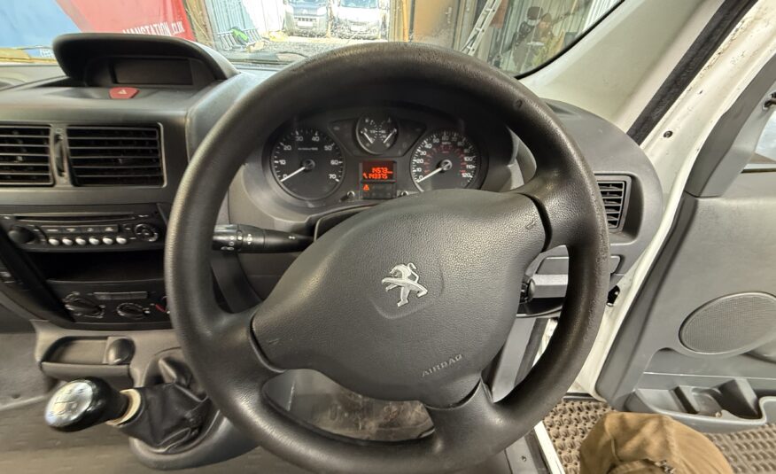 2015 Peugeot Expert Expert 1200 L2H1 HDi