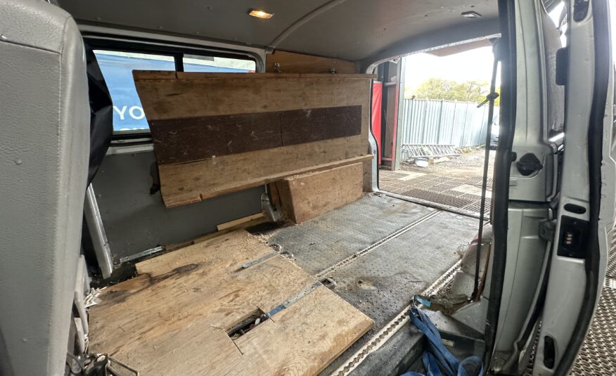 2010 Volkswagen Transporter Transporter T30 84 TDI SWB