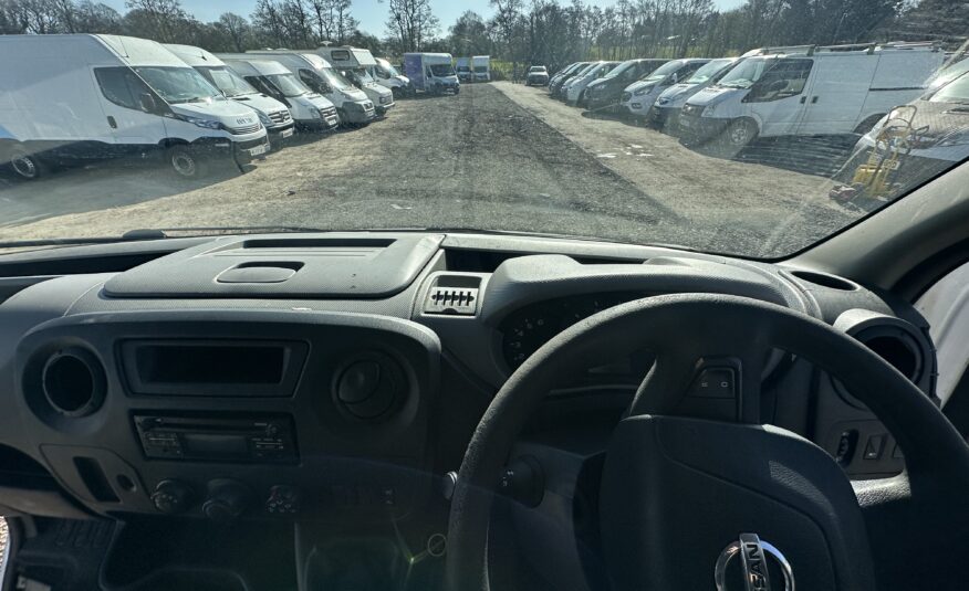 2015 Nissan NV400 NV400 SE dCi