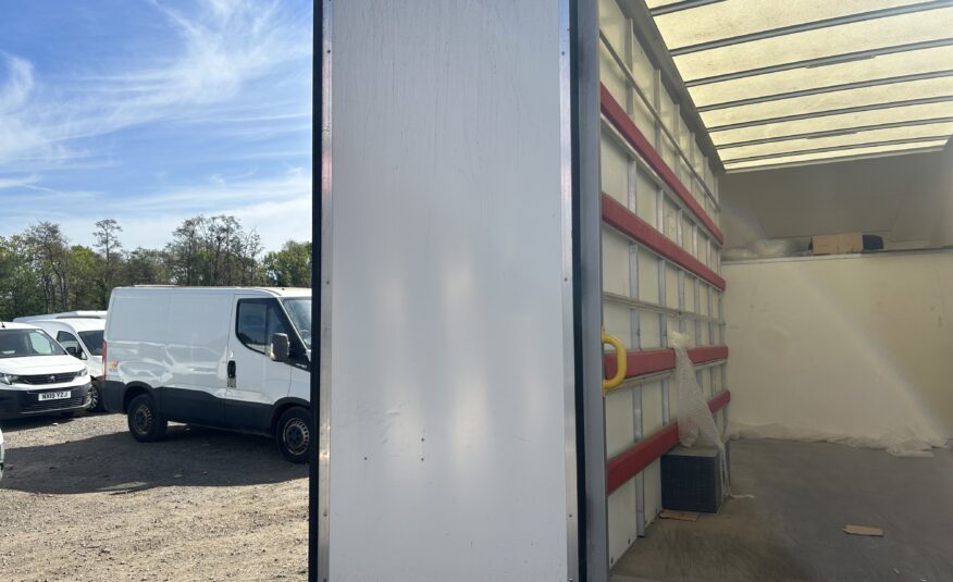2019 Peugeot Boxer Boxer 335 Blue HDi