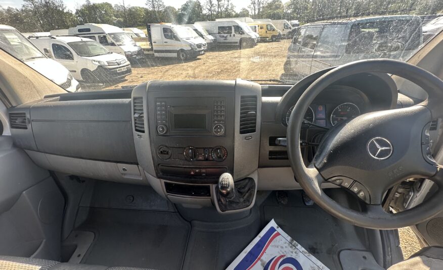 2011 Mercedes-Benz Sprinter Sprinter 210 CDI