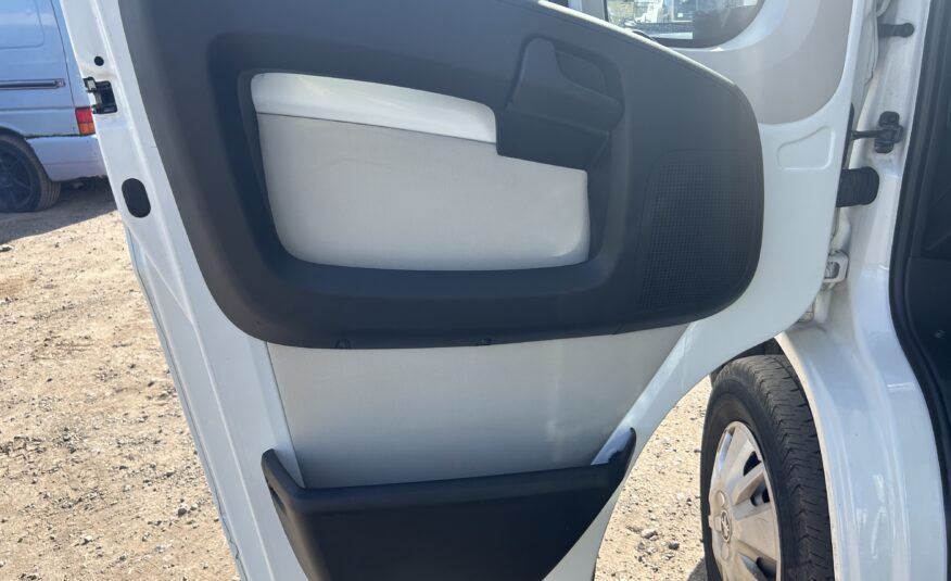2019 Peugeot Boxer Boxer 335 Blue HDi