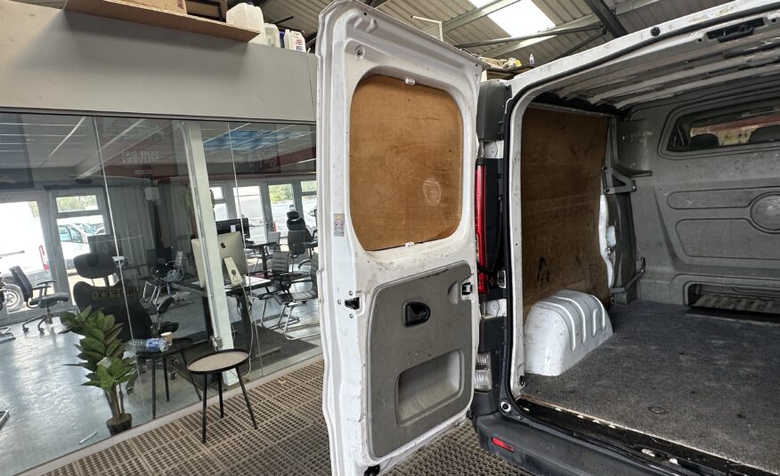 2010 Vauxhall Vivaro Vivaro 2900 Double Cab LWB