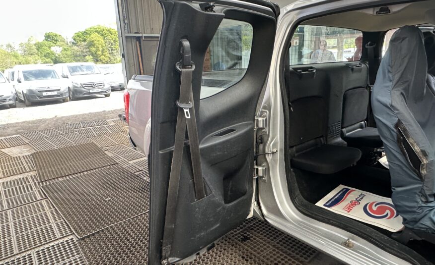 2017 Nissan Navara Navara Acenta dCi
