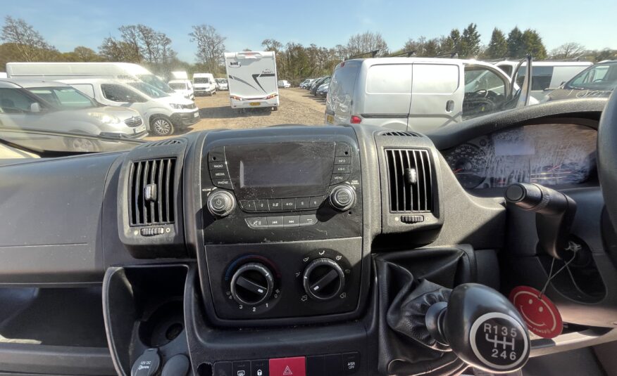 2018 Peugeot Boxer Boxer 333 L1H1 Blue HDi