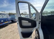 2019 Peugeot Boxer Boxer 335 Blue HDi