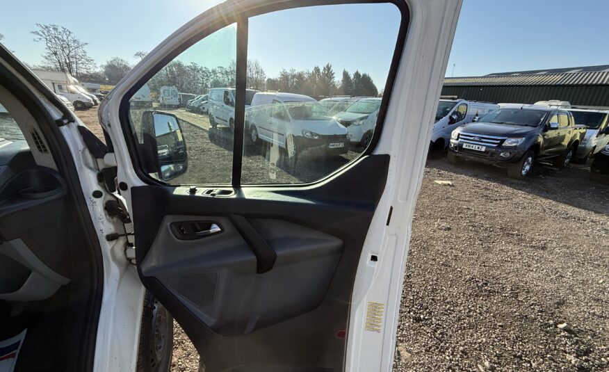 2014 FORD TRANSIT CUSTOM 330 TREND LR P/V
