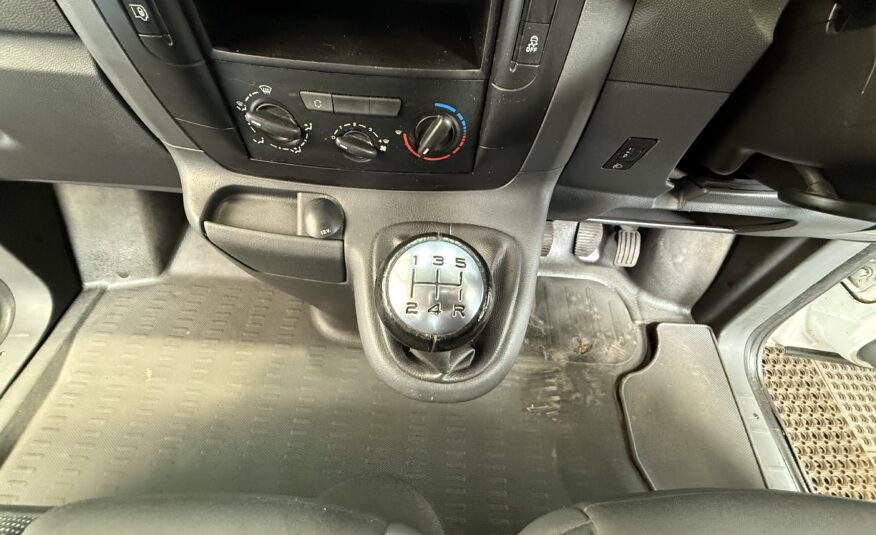 2015 Peugeot Expert Expert 1200 L2H1 HDi