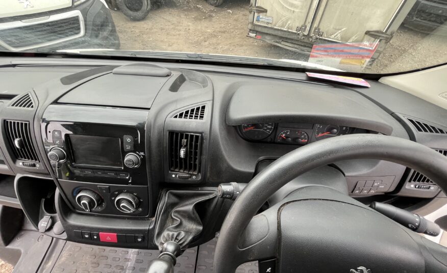 2019 PEUGEOT BOXER BLUEHDI 335 L3H2 PROFESSIONAL P/V