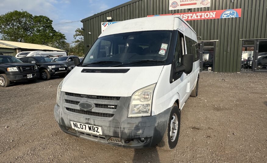 2007 Ford Transit Transit 100 15-Seat RWD