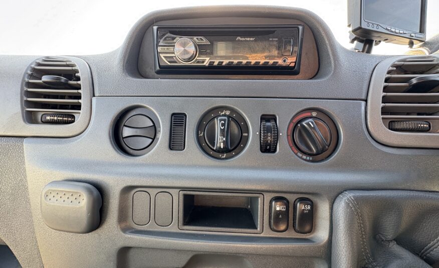 2005 Mercedes-Benz Sprinter Sprinter 311 CDI MWB
