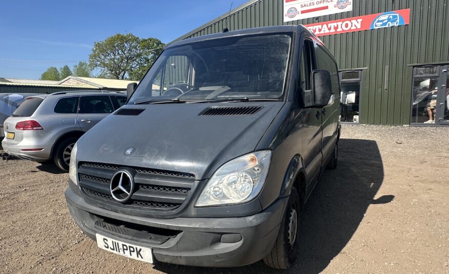 2011 Mercedes-Benz Sprinter Sprinter 210 CDI