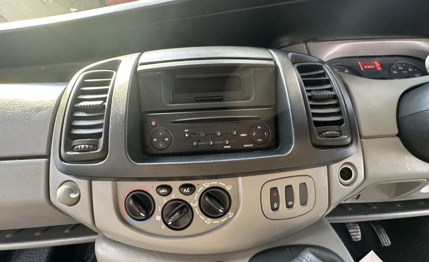 2007 Renault Trafic Trafic SL27+ dCi 115