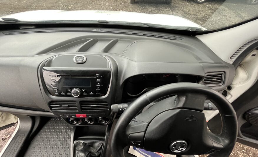 2017 Vauxhall Combo Combo 2300 CDTI S/S
