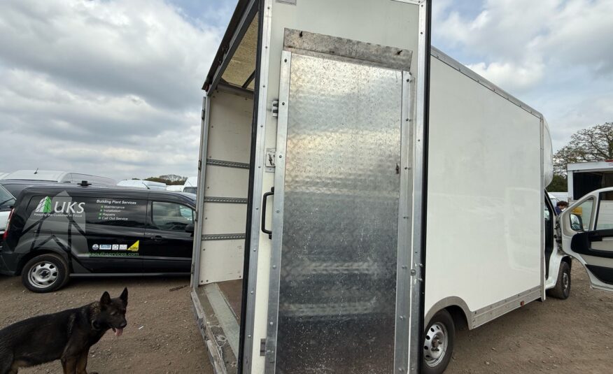 2016 Peugeot Boxer Boxer 335 Professional L3H2 Blue HDi